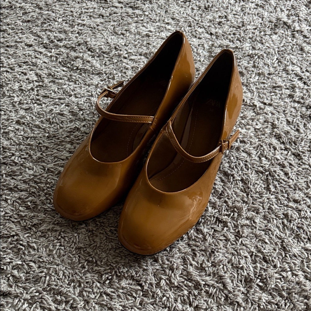 Zara Mary Jane heels